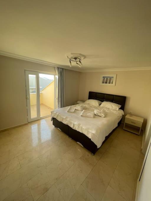 Excellent 3 Storey Villa With A Swimming Pool Belek Eksteriør bilde